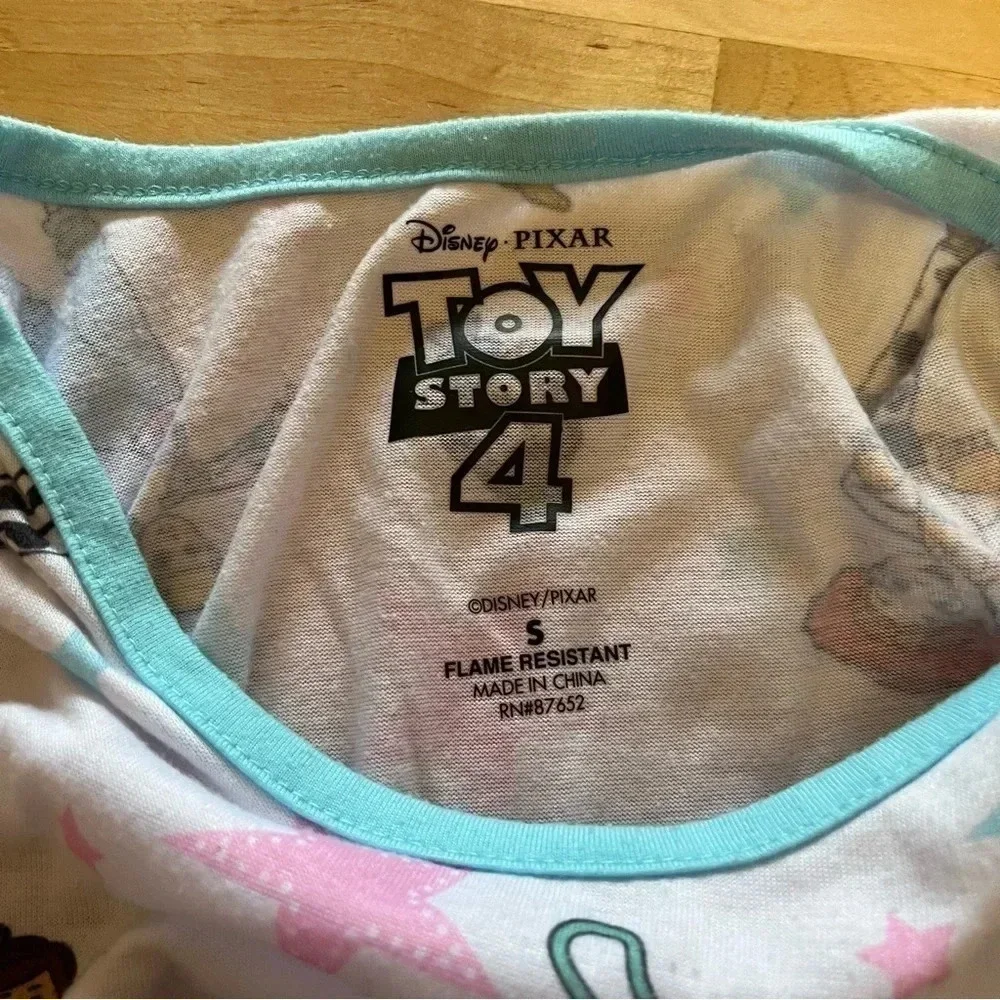 Toy Story 4 Little Bo Peep and Characters Pajama Set Shorts Tshirt Size Small
